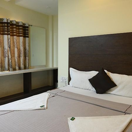 Hotel Ramkrishna Inn Kolhapur Esterno foto