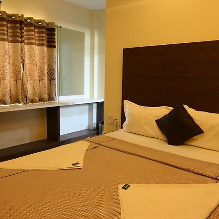 Hotel Ramkrishna Inn Kolhapur Esterno foto