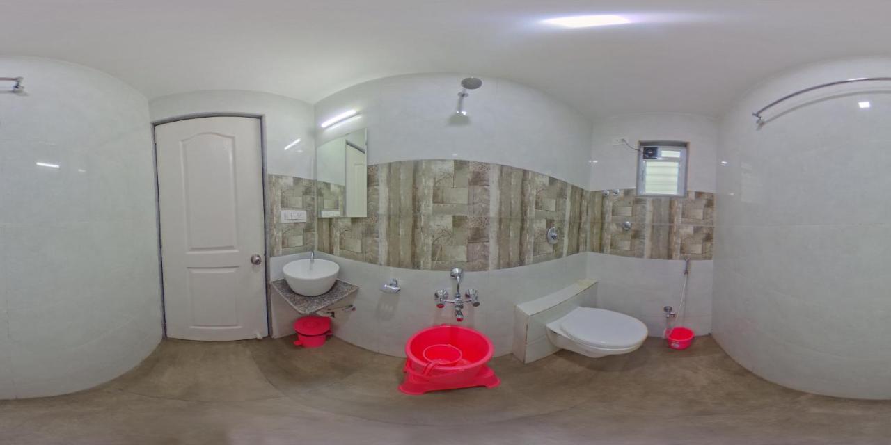 Hotel Ramkrishna Inn Kolhapur Esterno foto