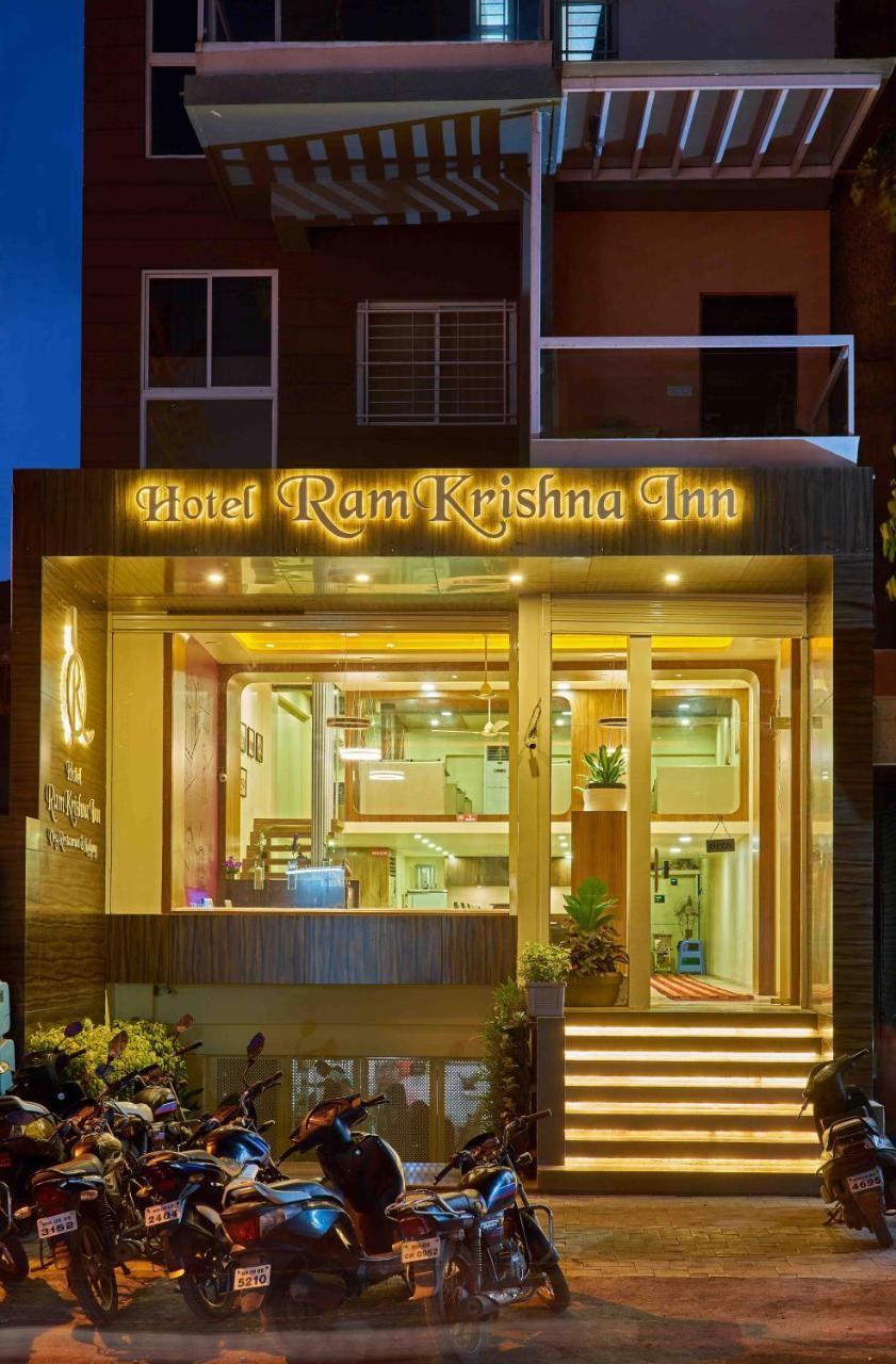Hotel Ramkrishna Inn Kolhapur Esterno foto
